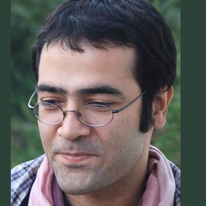 عکسی از مجید اخگر منتقد و مترجم ایرانی